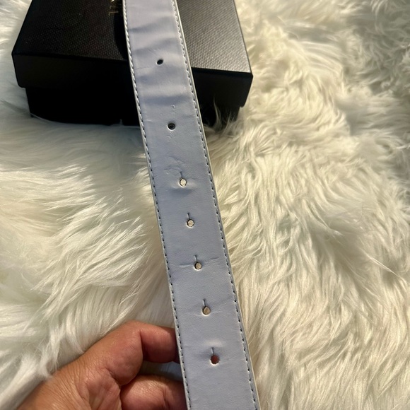 Mercedes Benz men’s buckled belt in white - Picture 2 of 3
